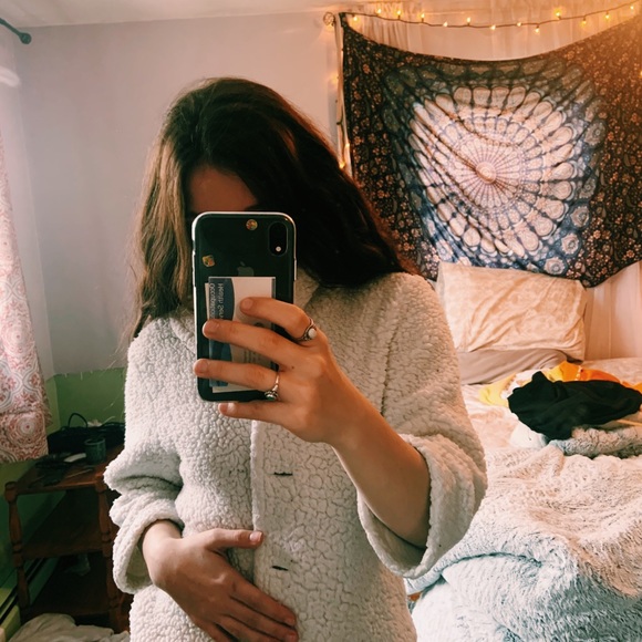 Fuzzy white Jacket - Picture 3 of 4